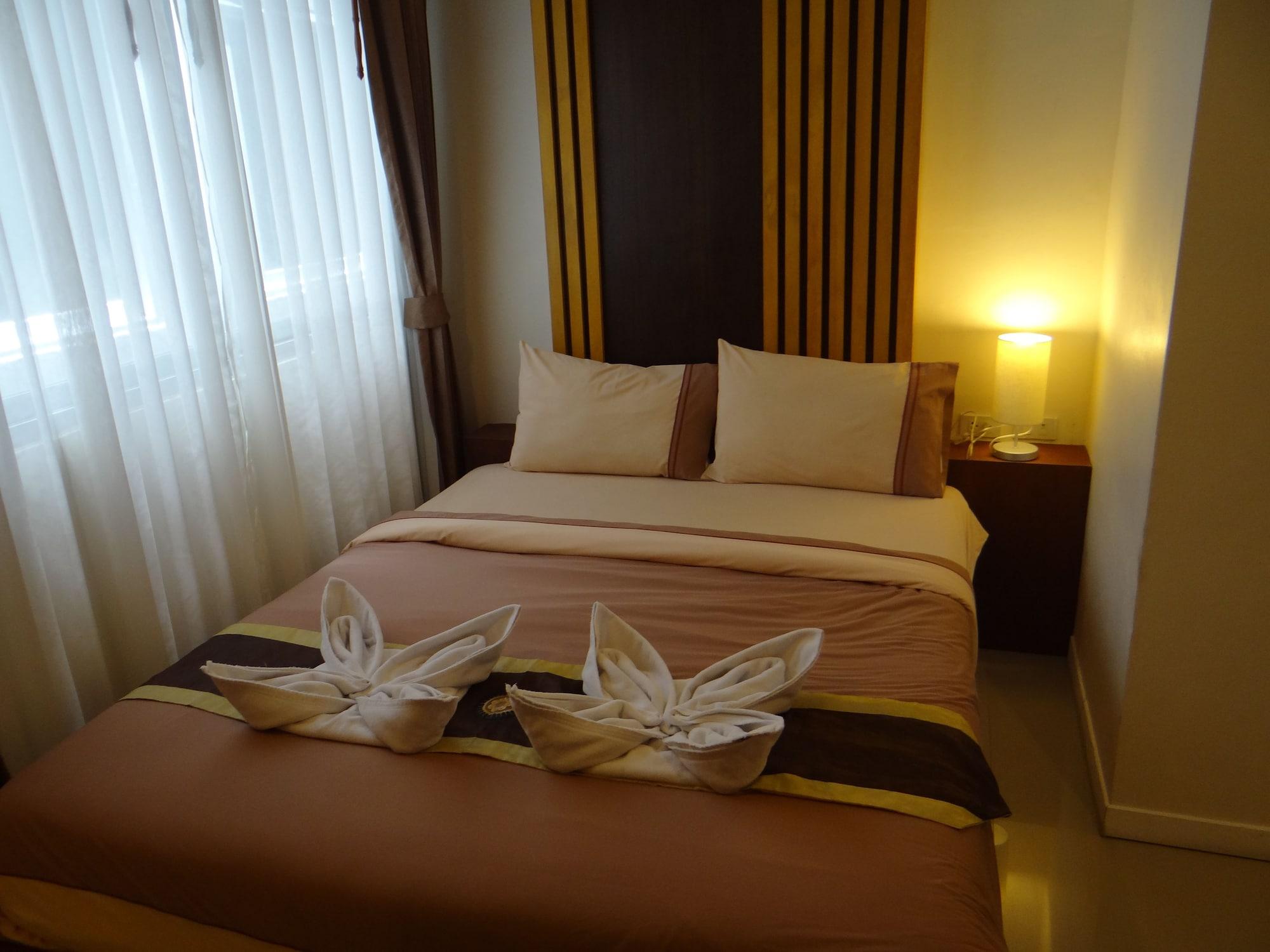 Tropical Sunset Hotel Patong Exterior photo