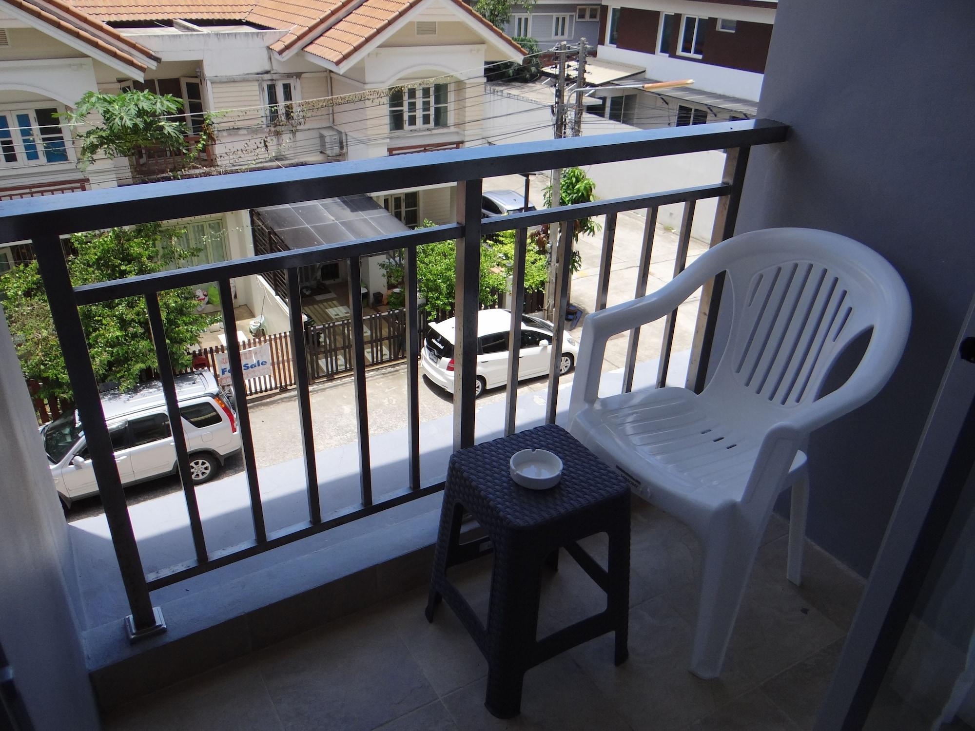 Tropical Sunset Hotel Patong Exterior photo