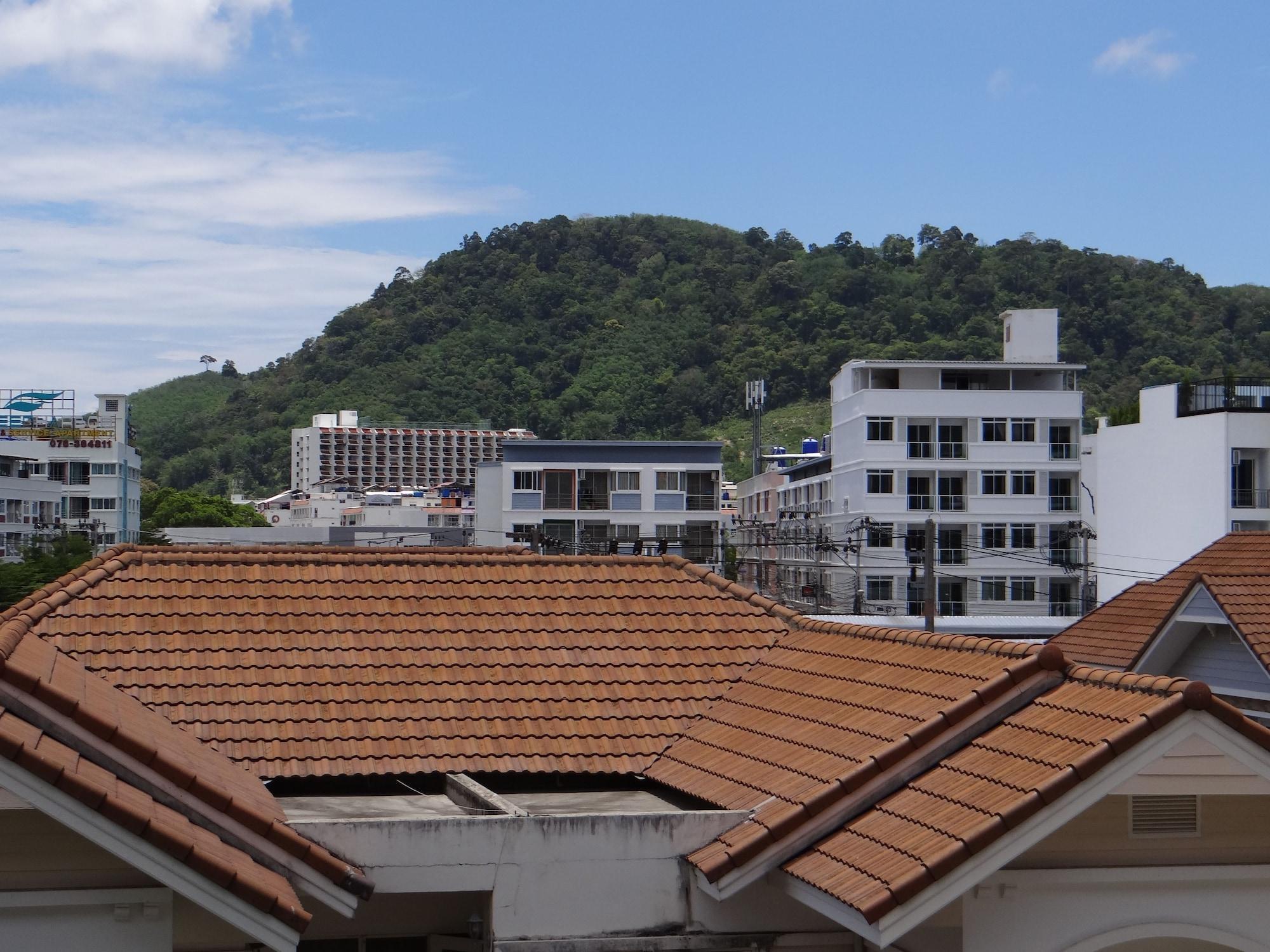 Tropical Sunset Hotel Patong Exterior photo