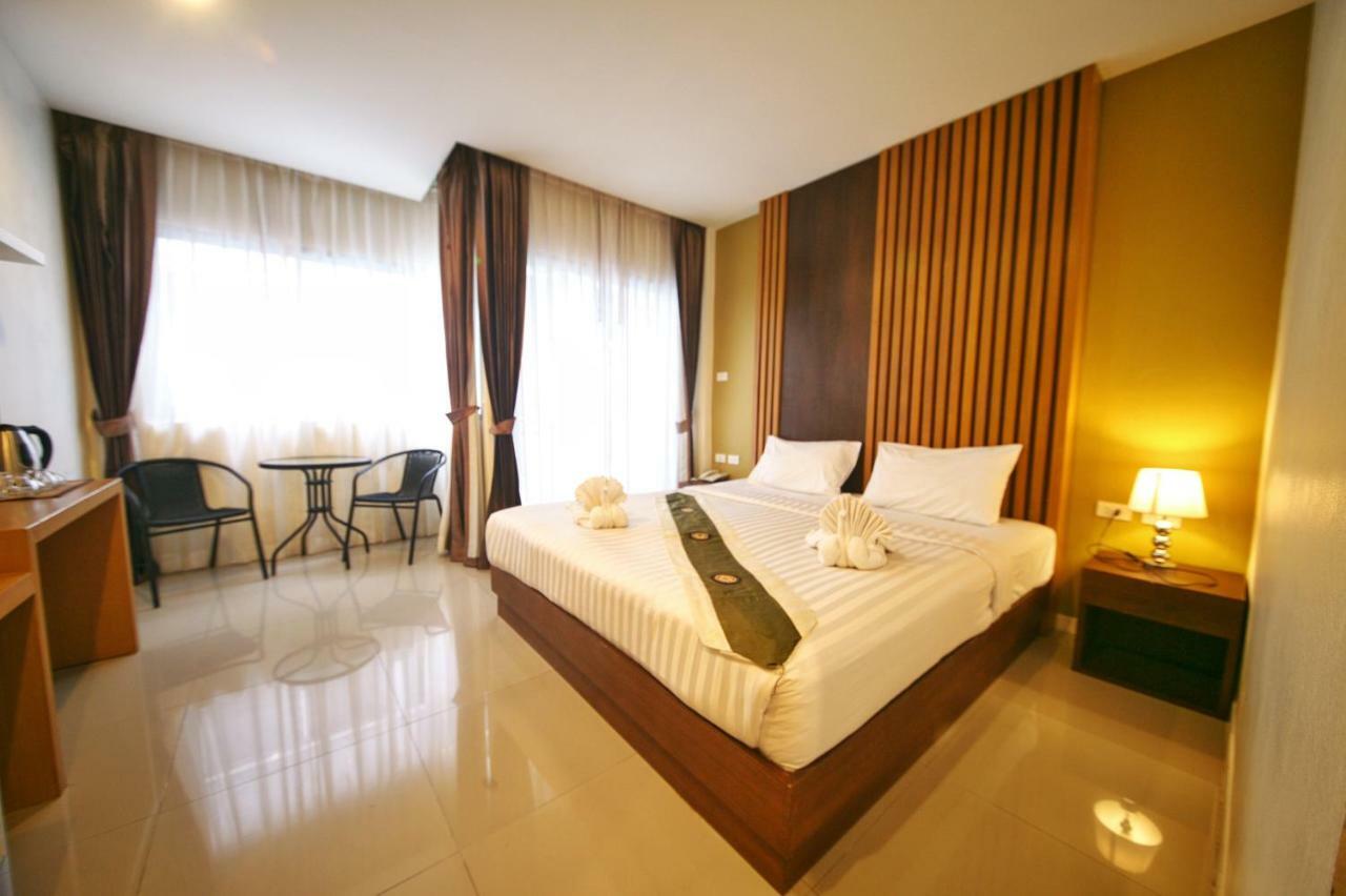 Tropical Sunset Hotel Patong Exterior photo